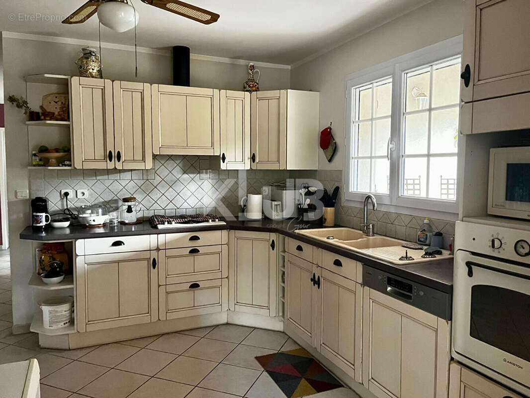 Maison à LA VALETTE-DU-VAR