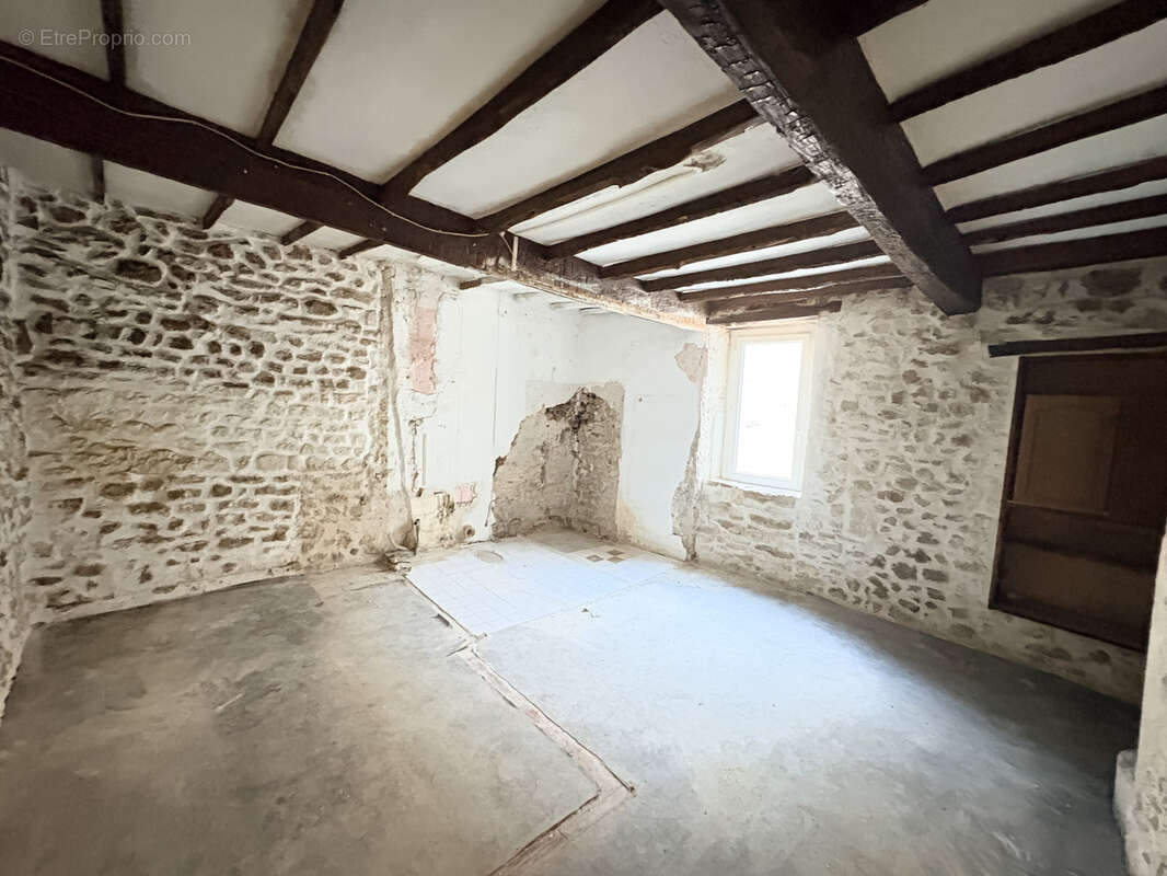 Maison à LA CALMETTE