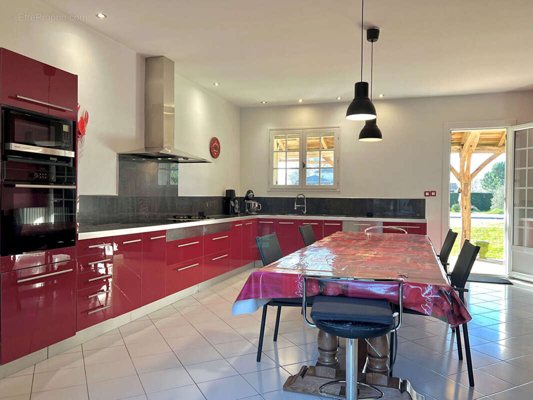 Maison à SAINT-ANTOINE-DE-BREUILH