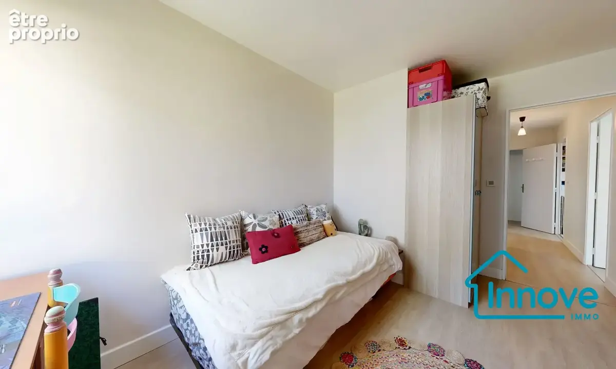 Appartement 111 m² à Rocquencourt  - photo 7