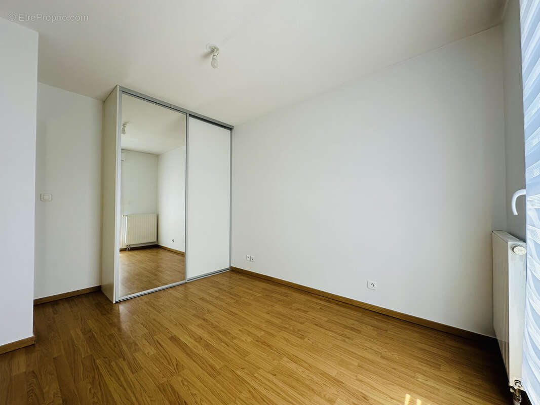 Appartement à BRIVES-CHARENSAC