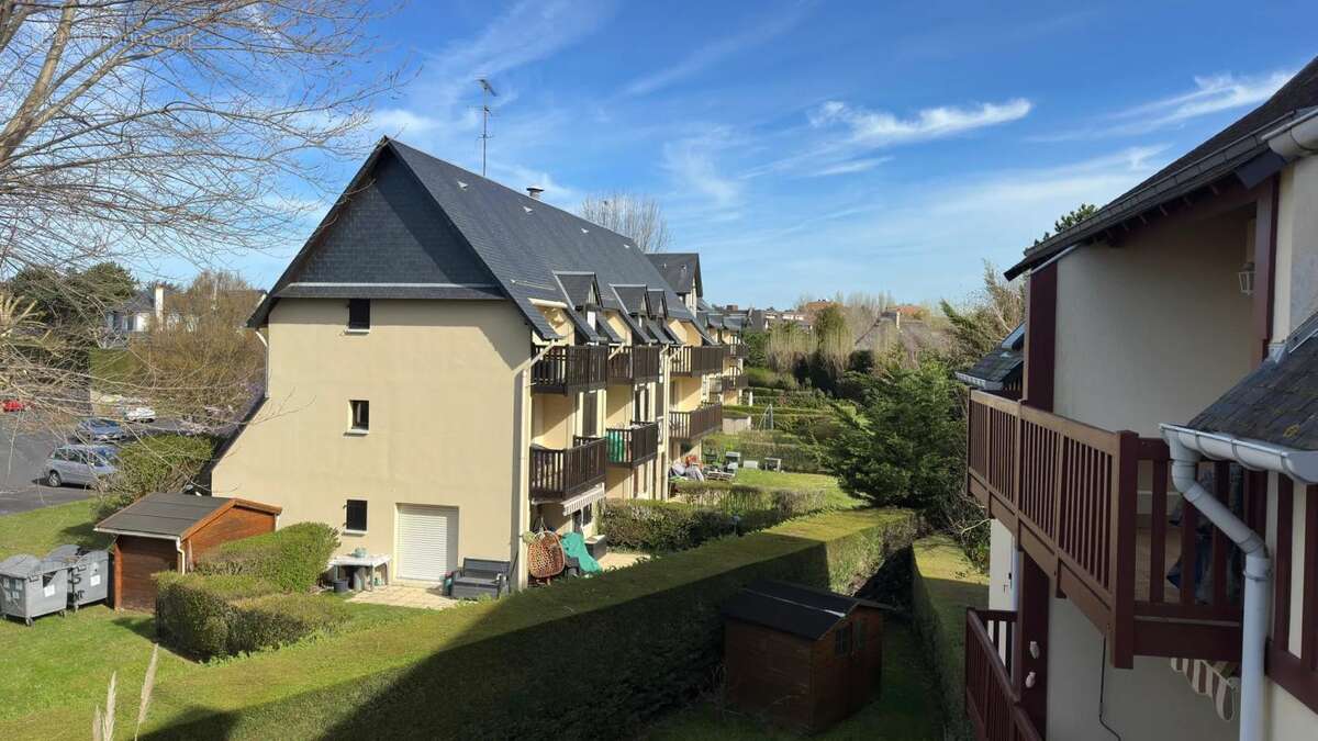 Appartement à TOURGEVILLE