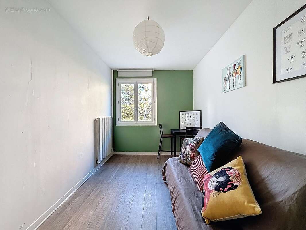 Maison à L'HAY-LES-ROSES