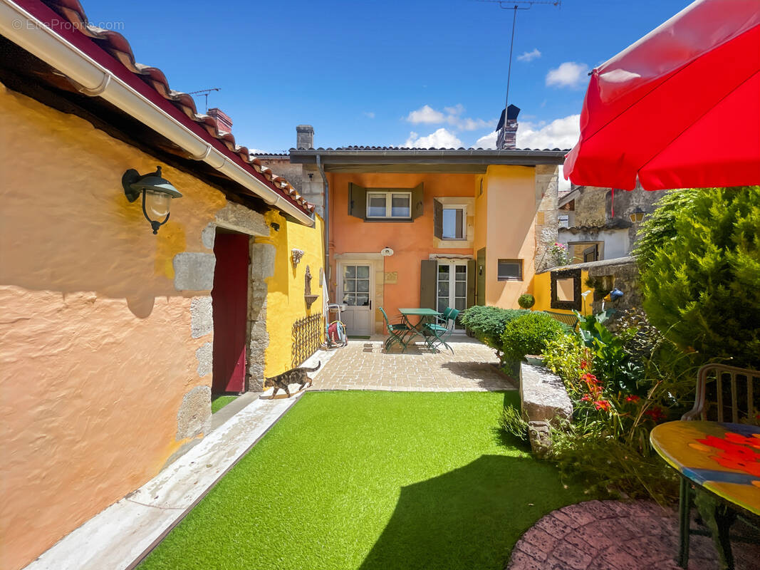 Maison à LA BREDE