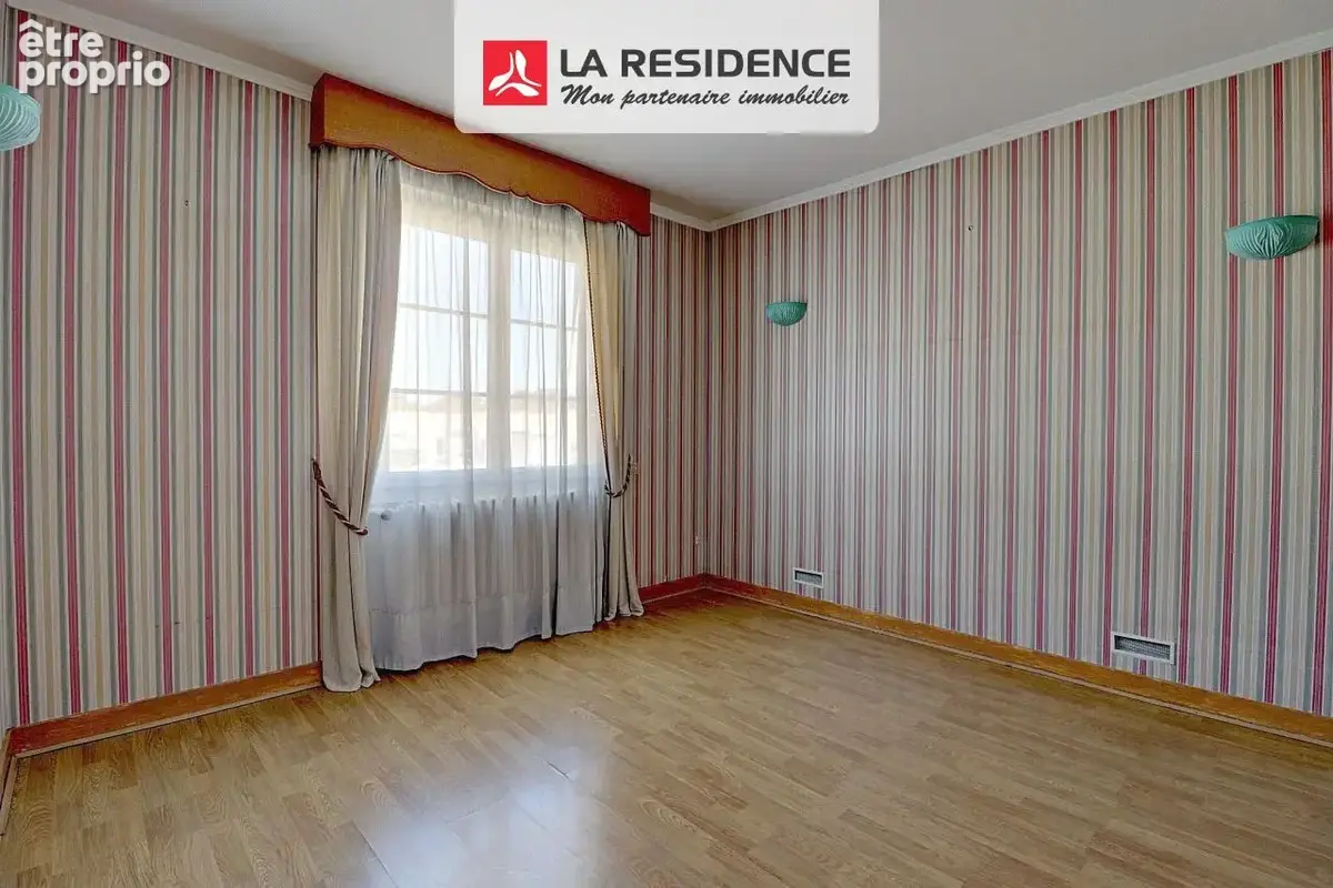 Maison 4 pièces 81 m² à vendre à Blois (41000) - photo 5