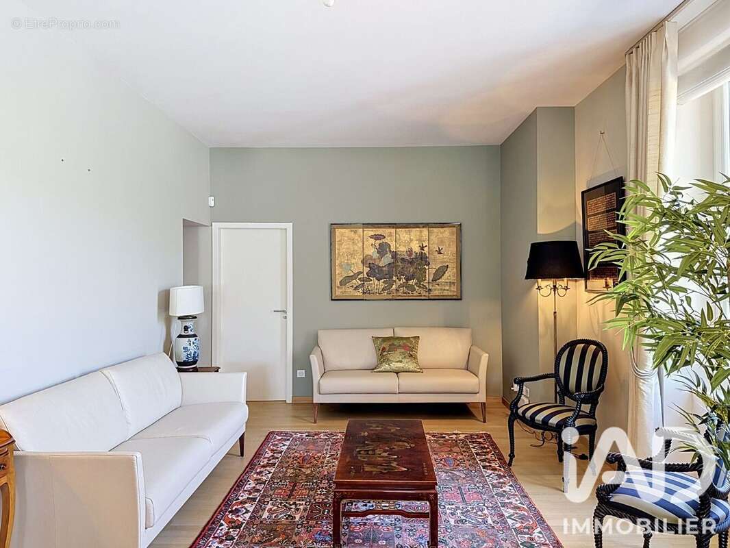 Appartement 168 m² à Colmar  - photo 8