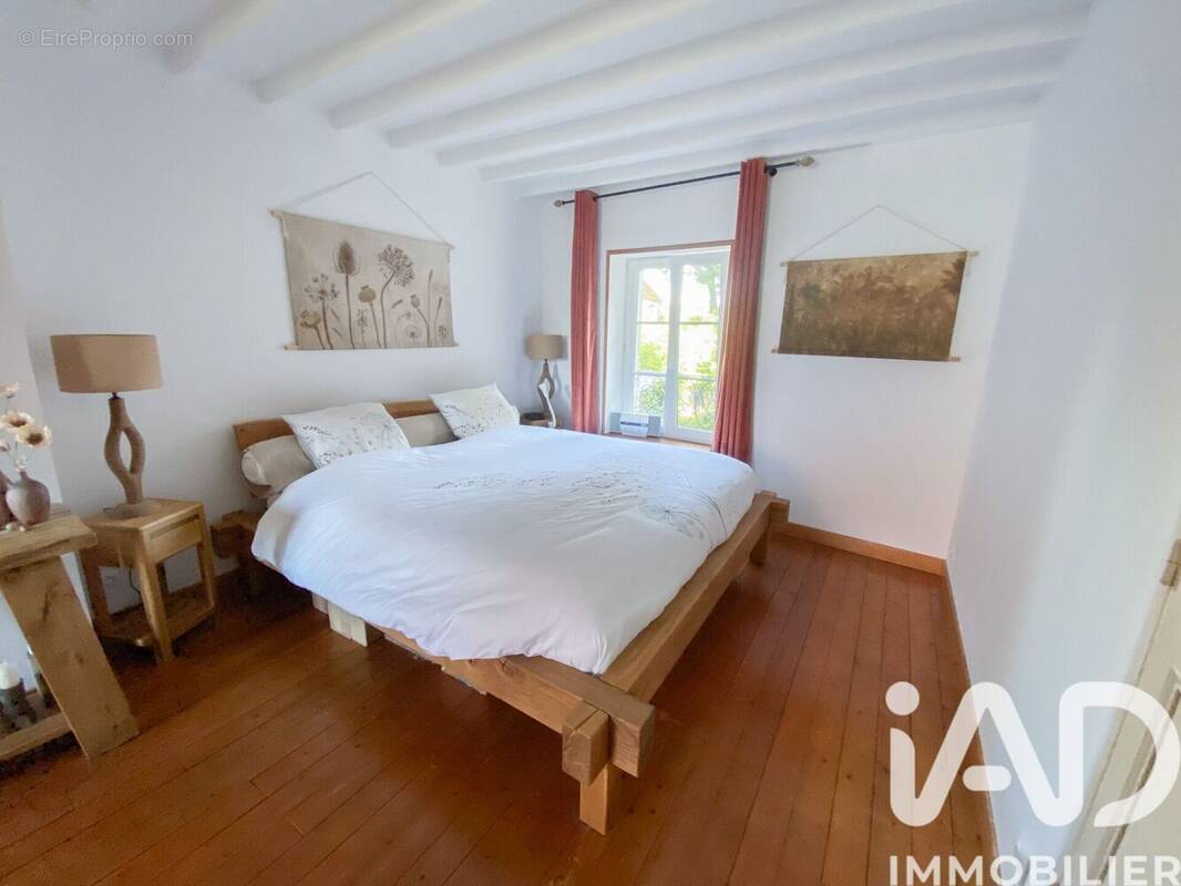 Photo 1 - Maison à MONTREUIL-AUX-LIONS