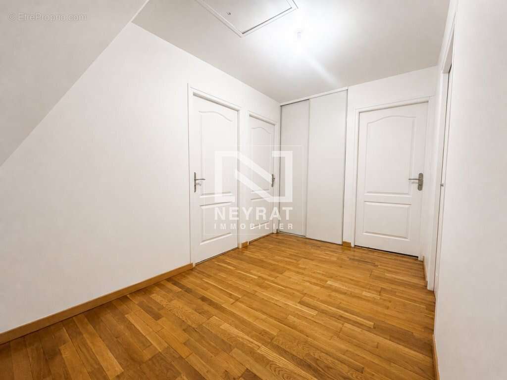 Maison à SAINT-VALLIER