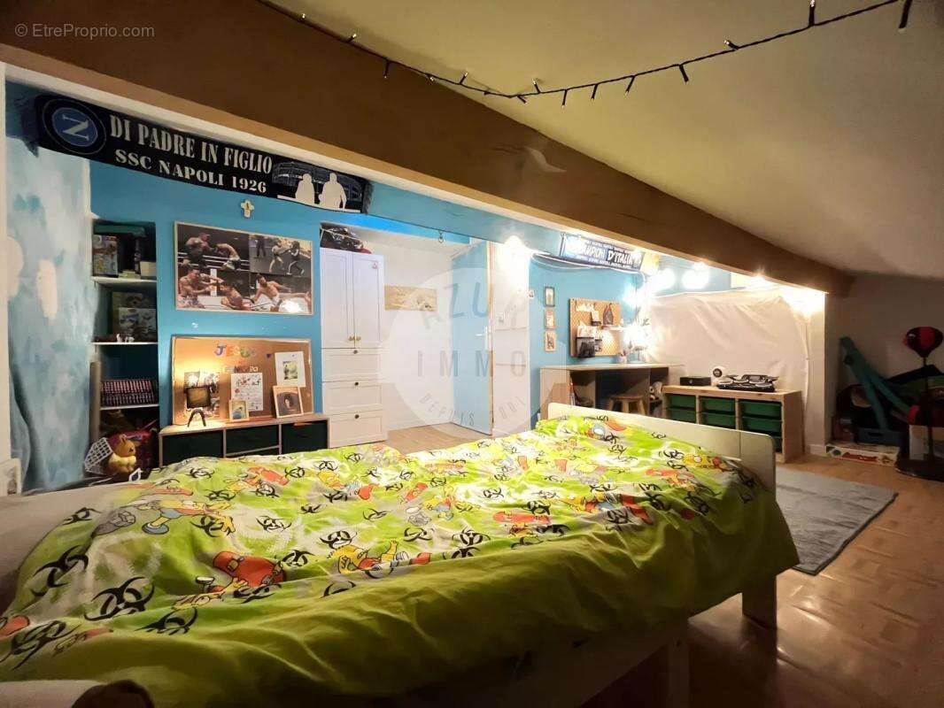 Appartement à SAINT-ZACHARIE