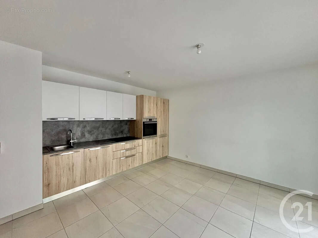 Appartement à BEAUSOLEIL