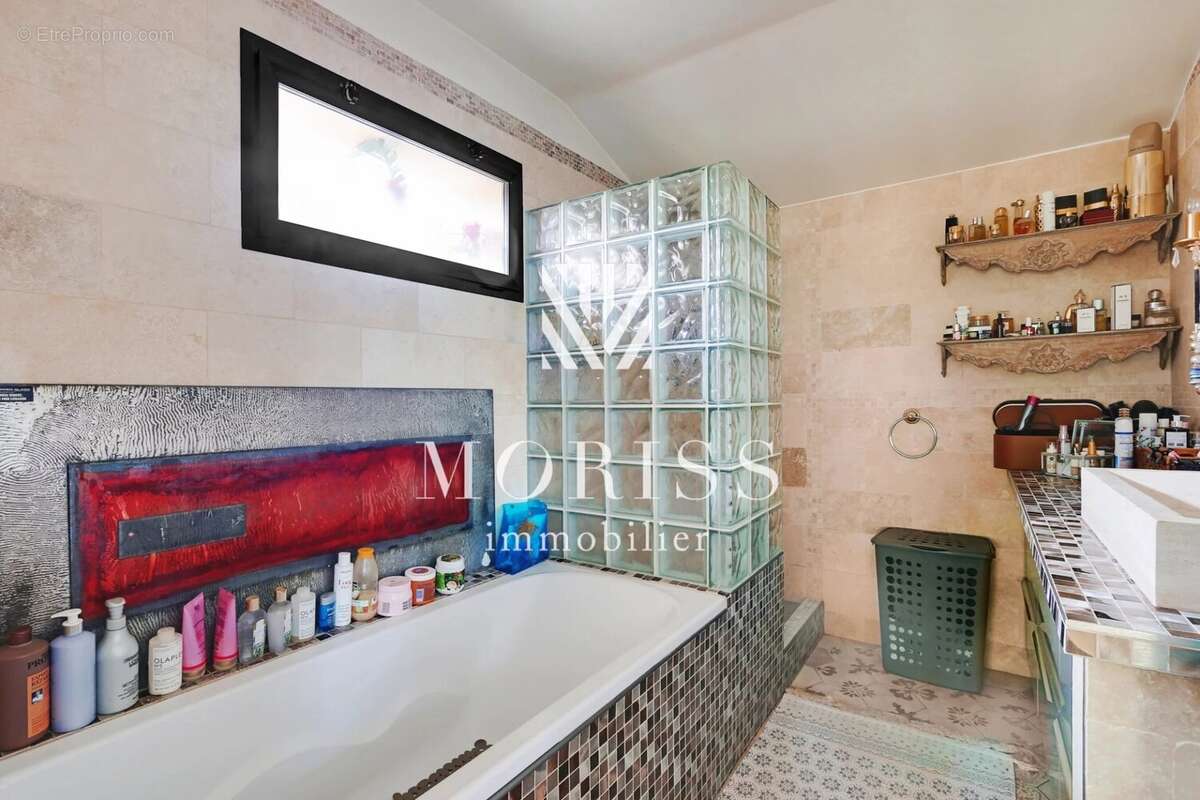 Maison à NEUILLY-PLAISANCE