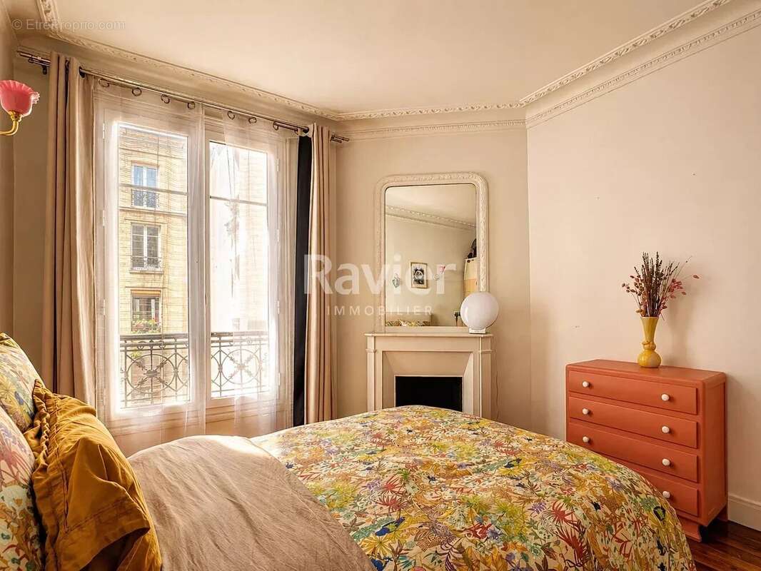 Appartement à PARIS-19E
