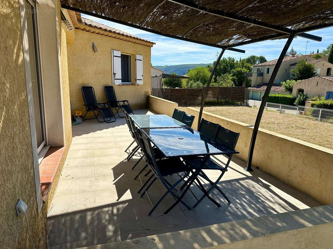 Maison à GREOUX-LES-BAINS