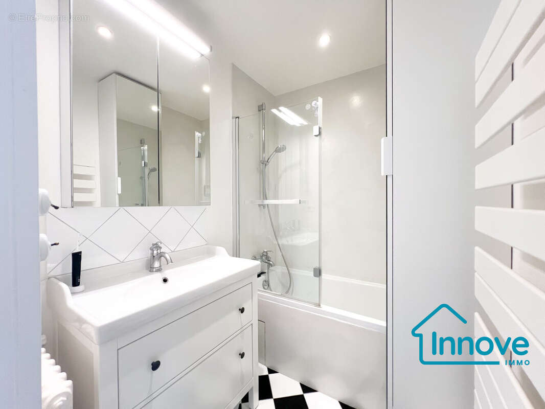 Appartement à VERSAILLES