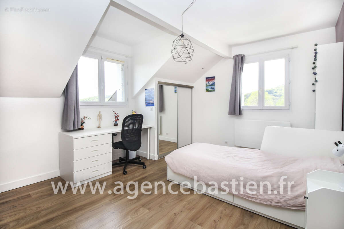 Maison à DIVONNE-LES-BAINS