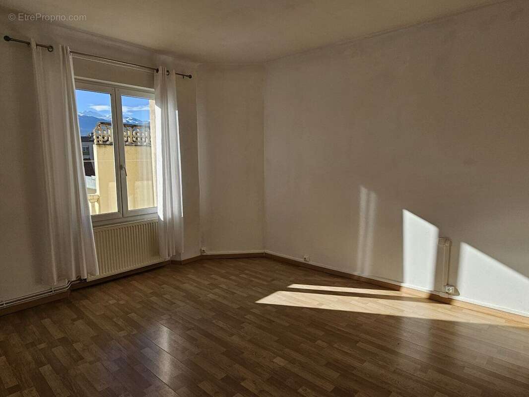 Maison avec dépendances et logement indépendant - photo 8