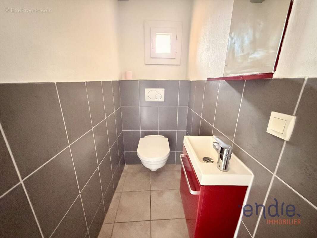 Appartement à LORGUES