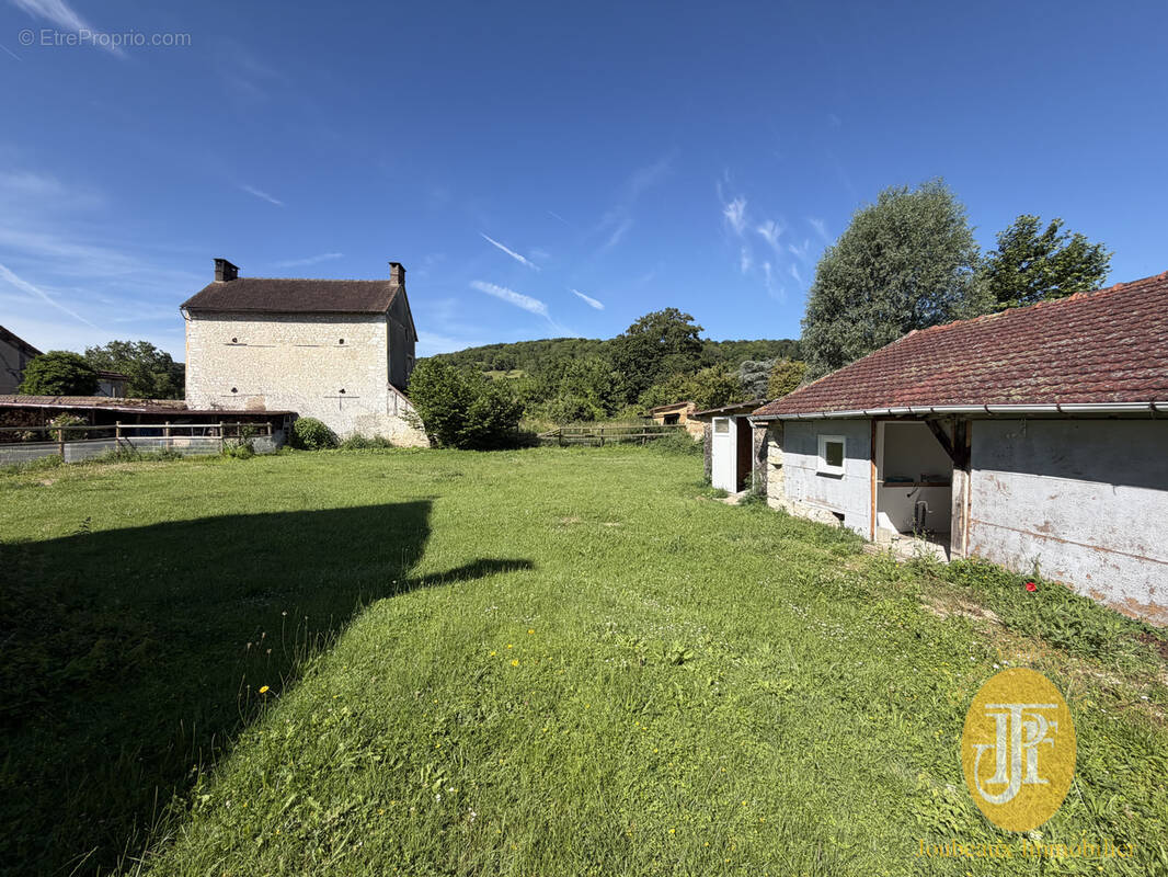 Terrain à LA CHAPELLE-REANVILLE