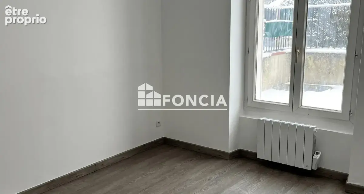 Ensemble immobilier de 3 appartements et de 3 stationnements - photo 3
