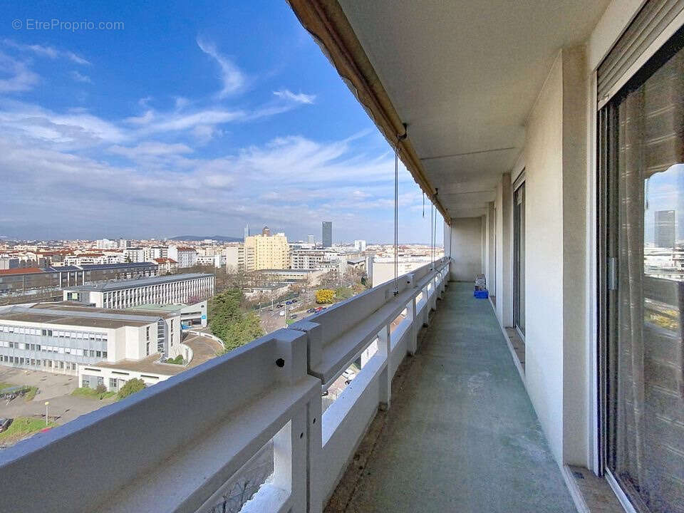 Appartement à LYON-8E