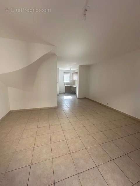 Maison à SAINT-MAXIMIN-LA-SAINTE-BAUME