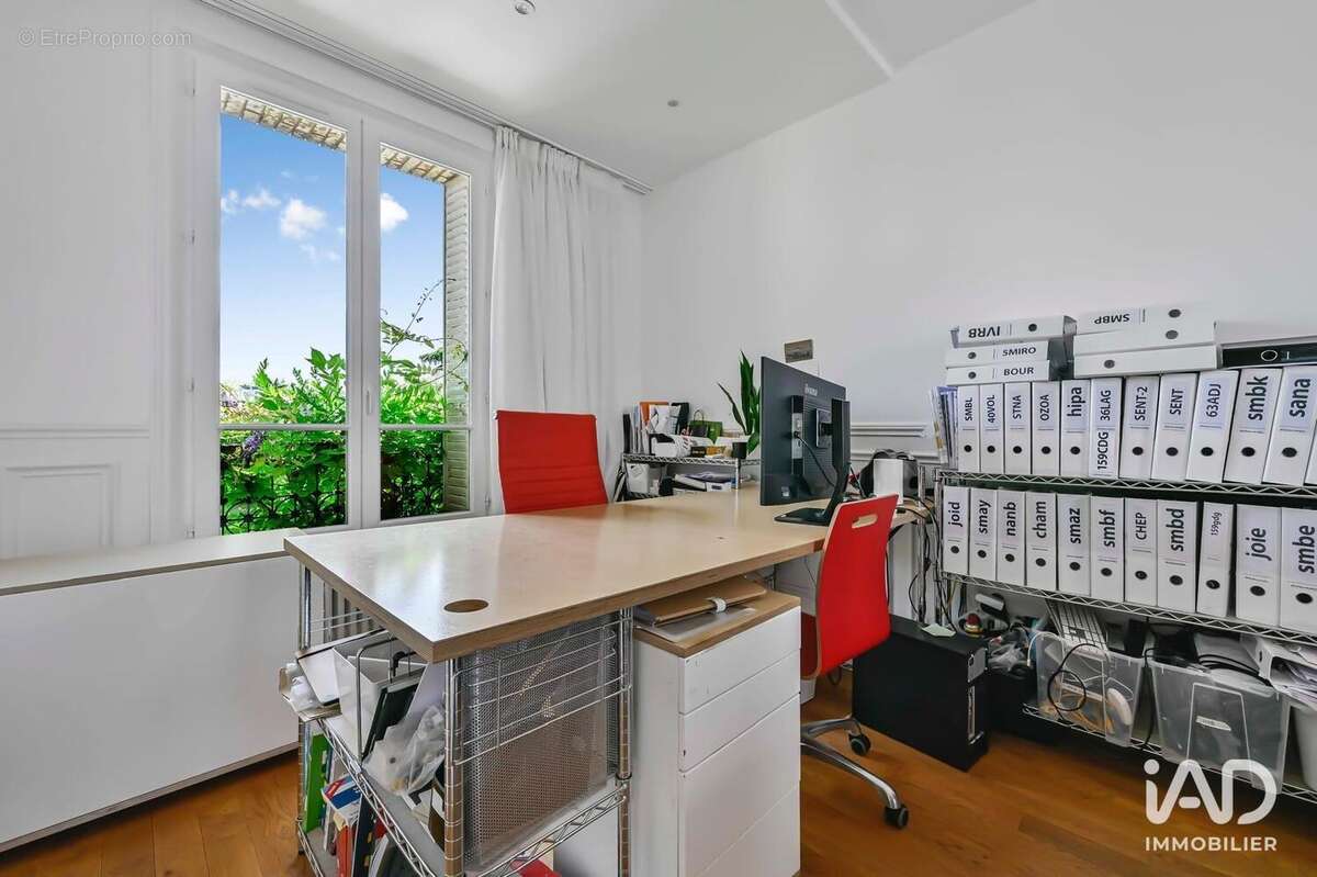 Photo 9 - Commerce à SAINT-MAUR-DES-FOSSES