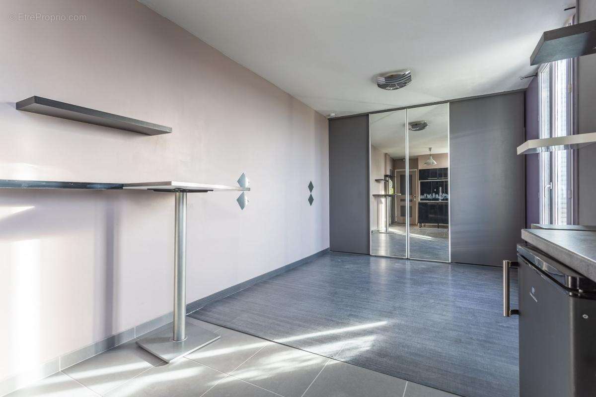 Appartement à VILLENEUVE-SAINT-GEORGES