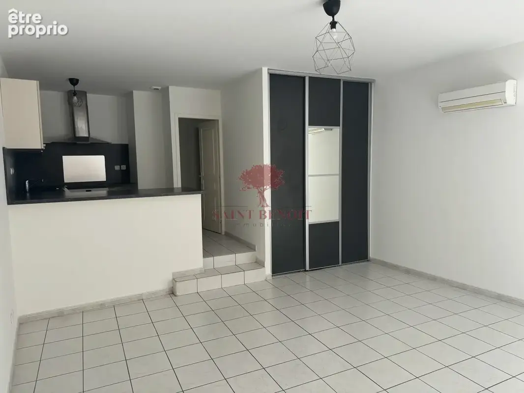 Aniane vente appartement type f2 avec cour en rez-de-chaussee - photo 3