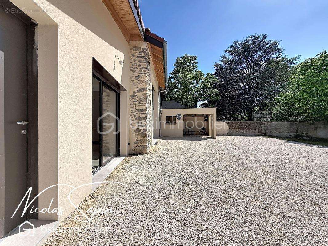 Maison à VIF