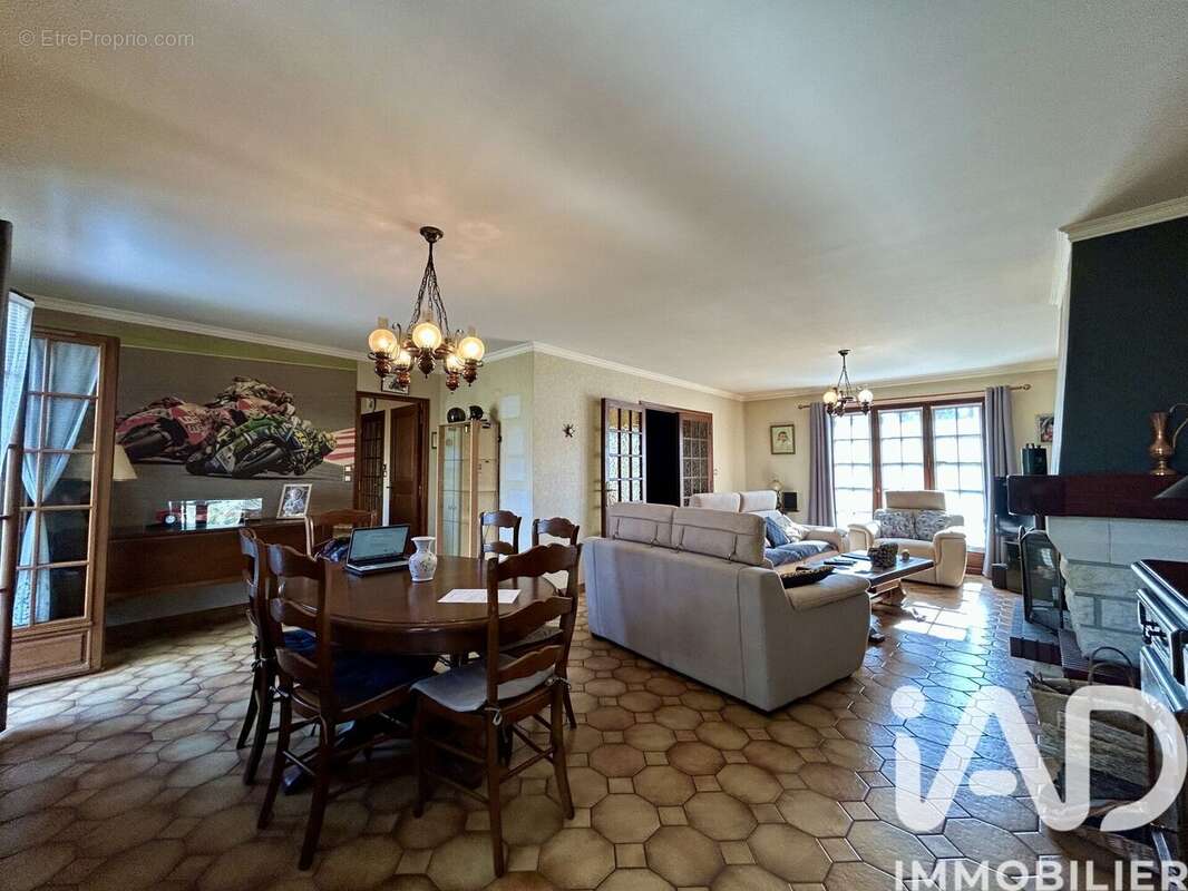 Photo 2 - Maison à CLERY-SAINT-ANDRE