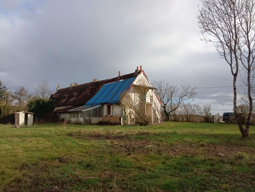 Maison à BAUGY