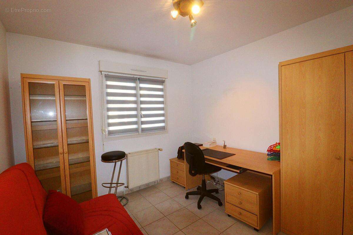Appartement à VILLENEUVE-LES-AVIGNON