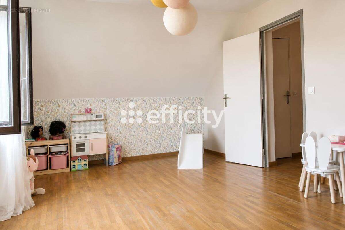 Maison 116 m² à Chelles  - photo 12