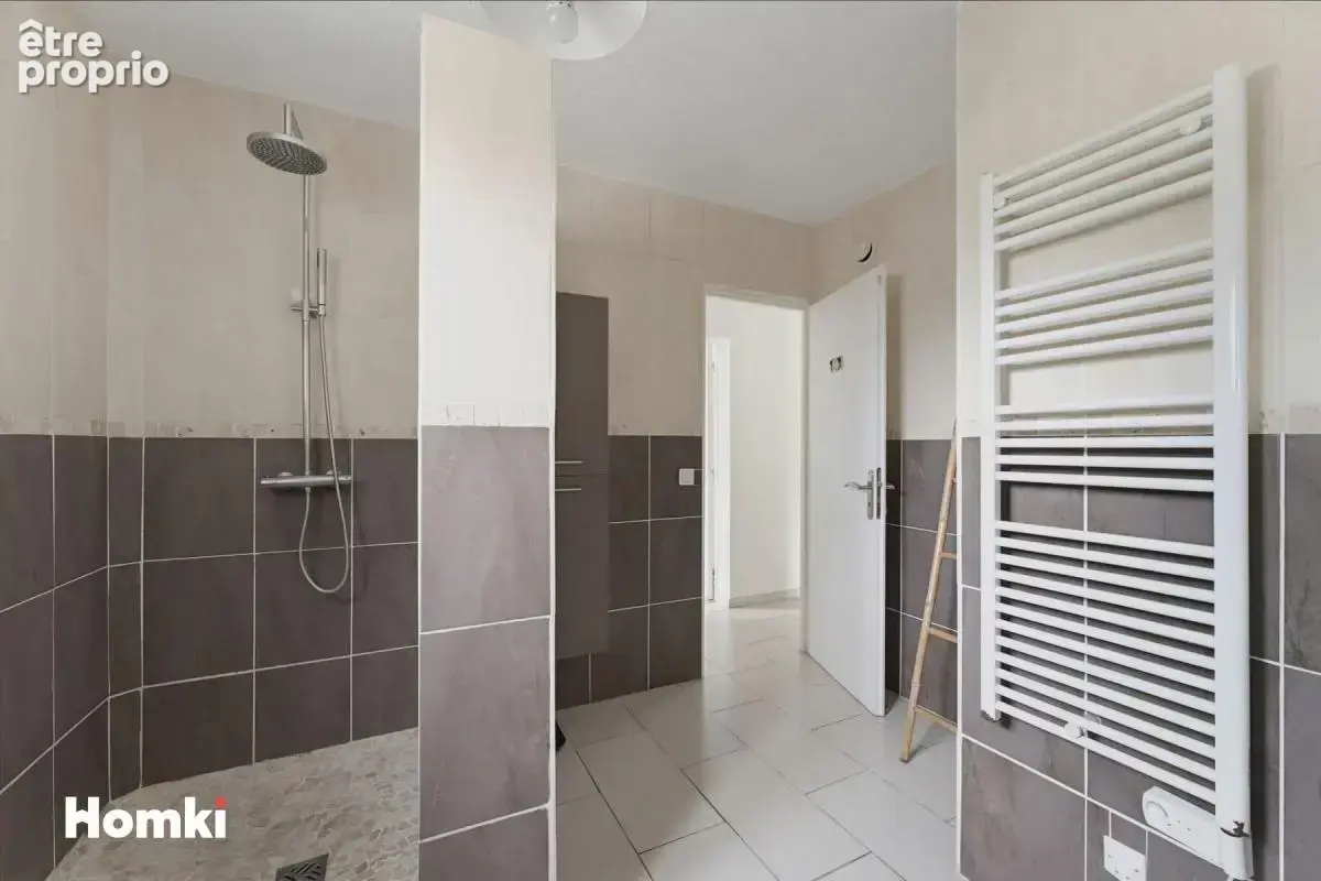 Maison/Villa T4 de 142 m² + T2 indépendant de 20 m² à Saint-Médard-en-Jalles 33160 - photo 15