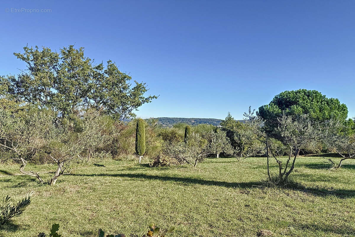 Maison à SAIGNON