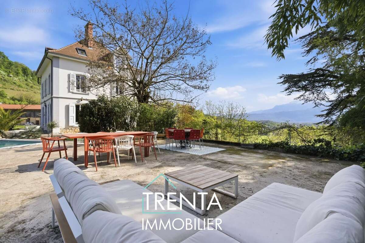 Maison à TULLINS