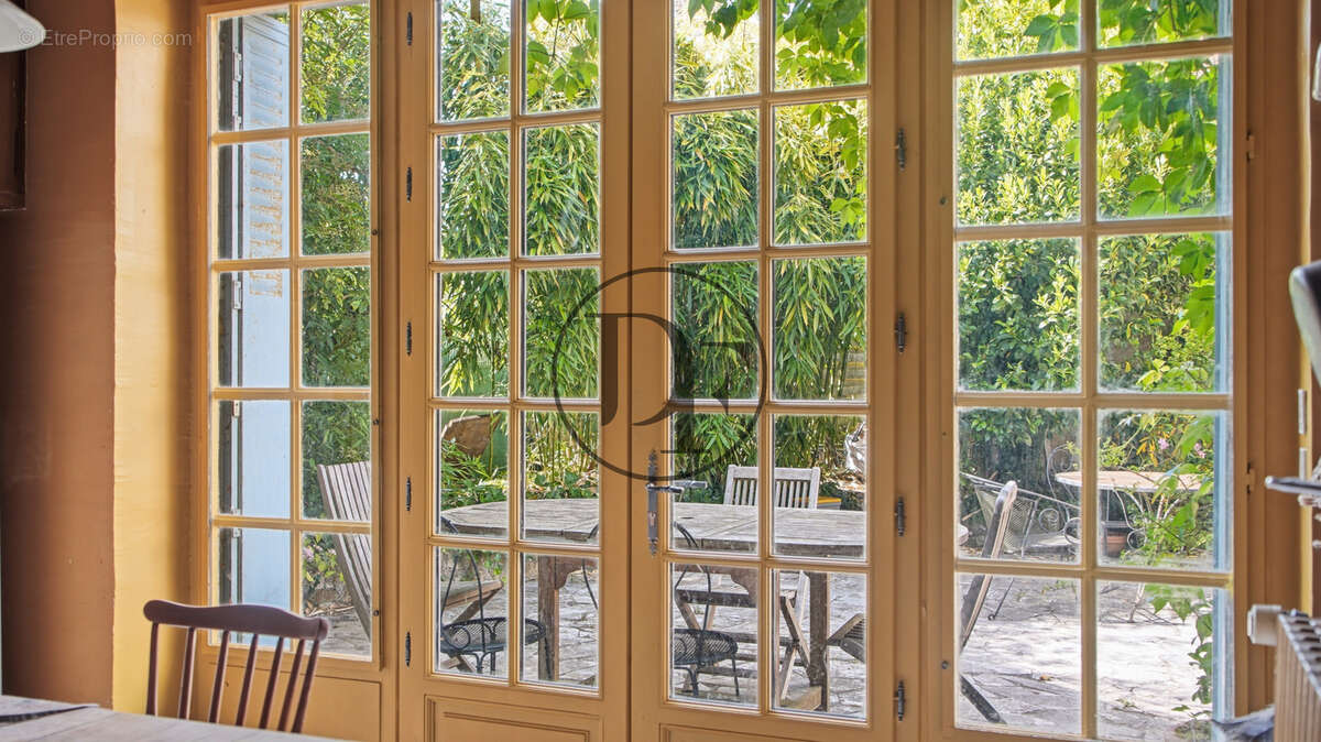 Maison à SAMOIS-SUR-SEINE