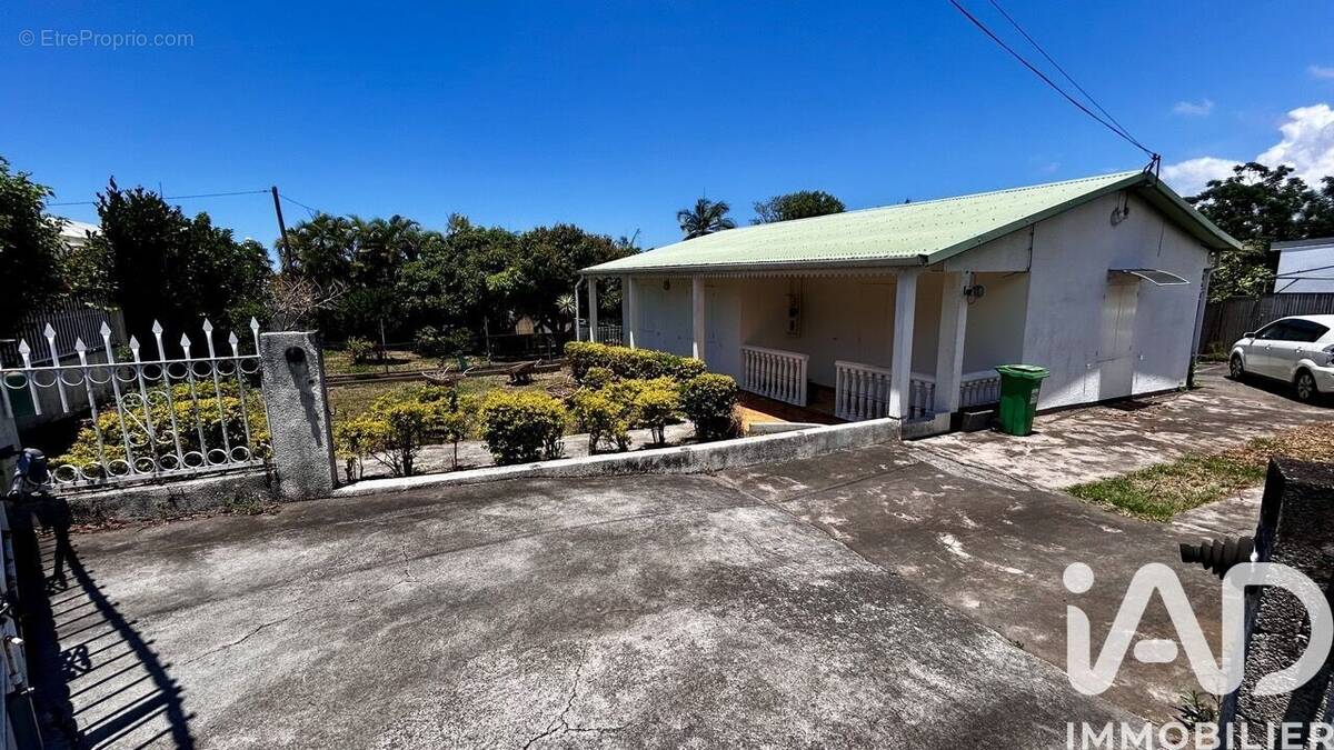 Photo 1 - Maison à LE TAMPON