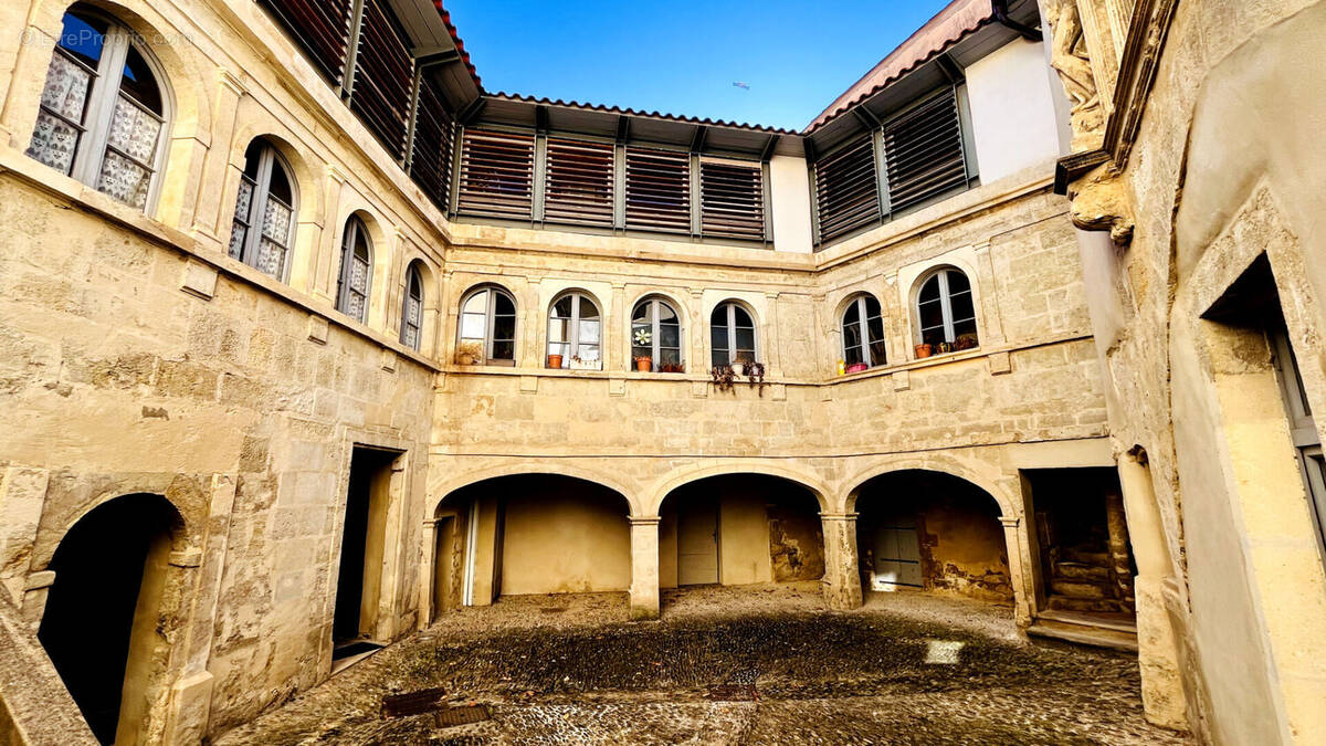 Appartement à BEZIERS