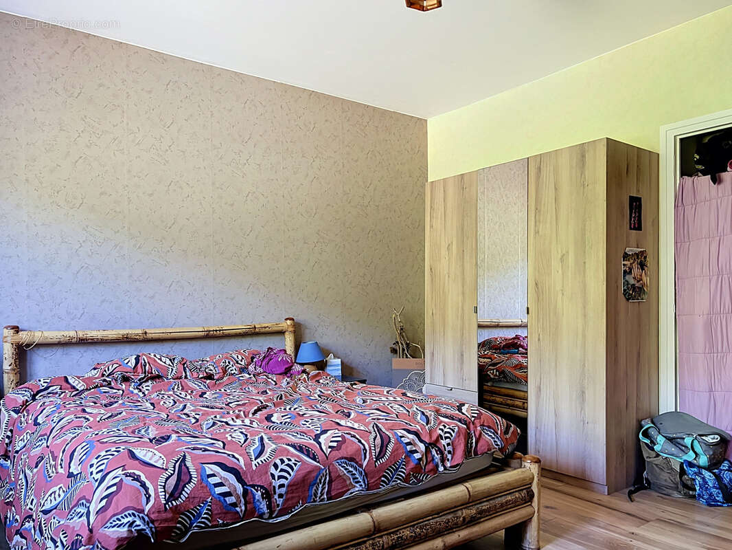 Curienne - Maison - Terrain 1 170 m2 - photo 13