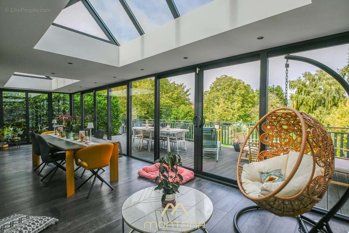 Veranda - Maison à LONGEVILLE-LES-SAINT-AVOLD