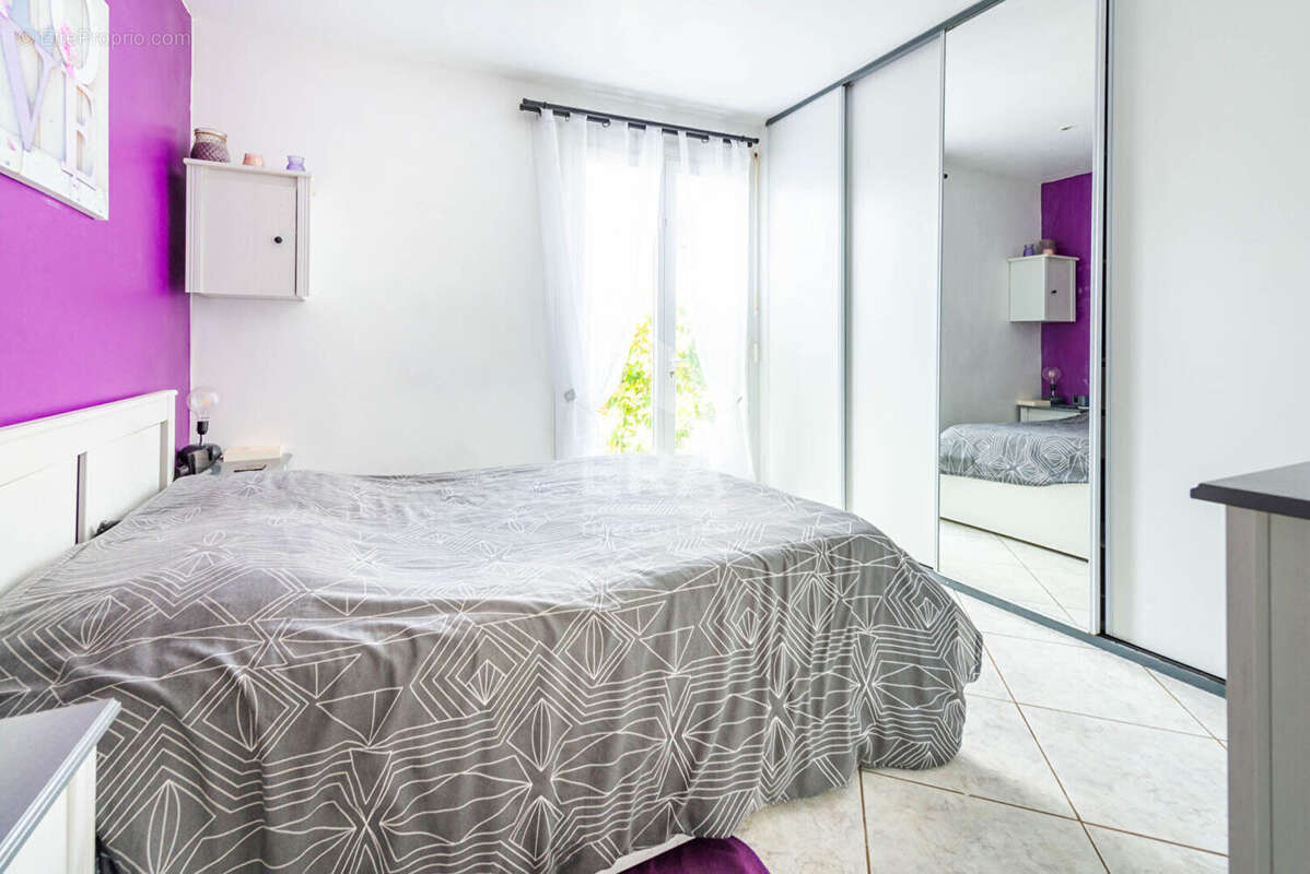 Superbe appartement 6 pièces avec jardin à Sartrouville - Rare sur le marché ! - photo 11