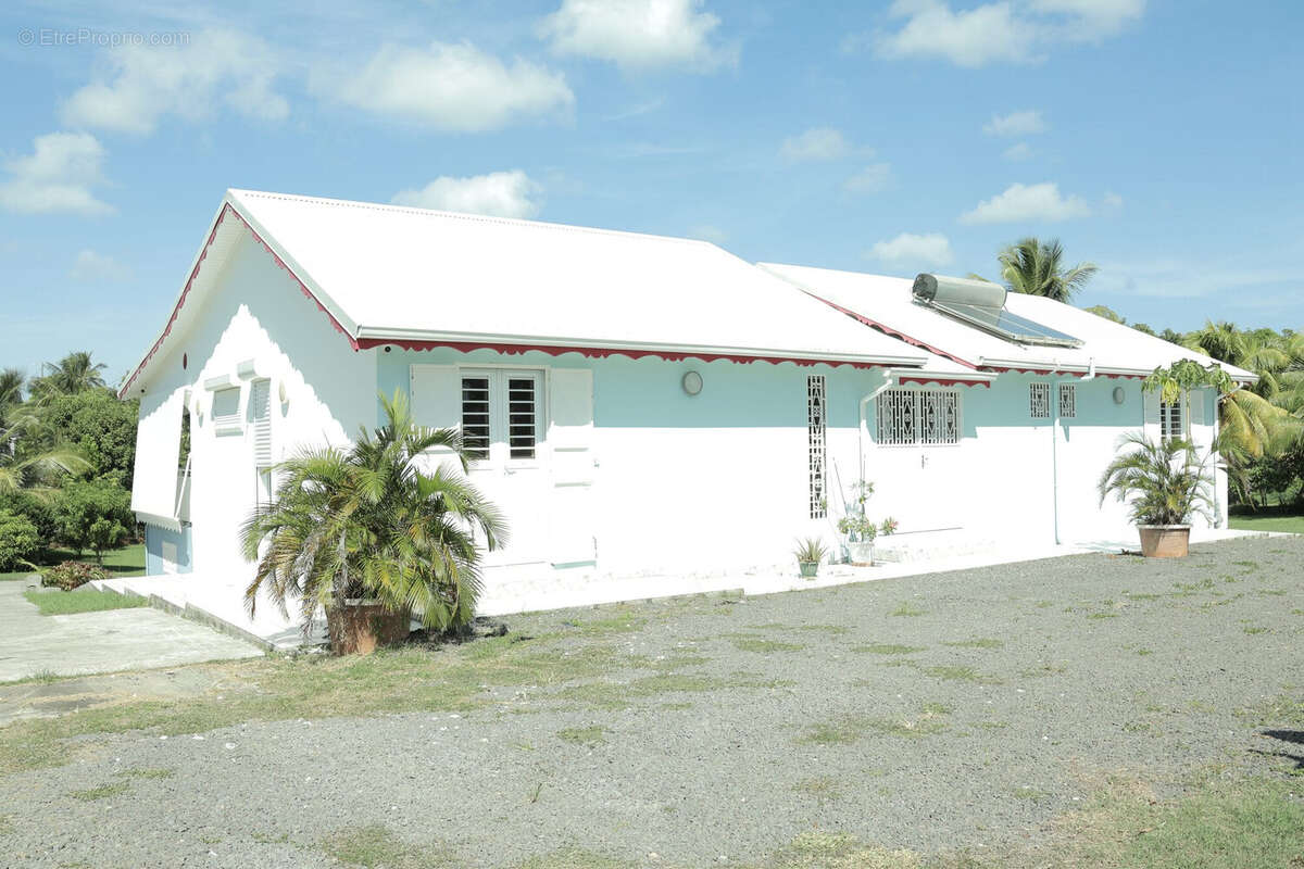 Maison à SAINTE-ANNE