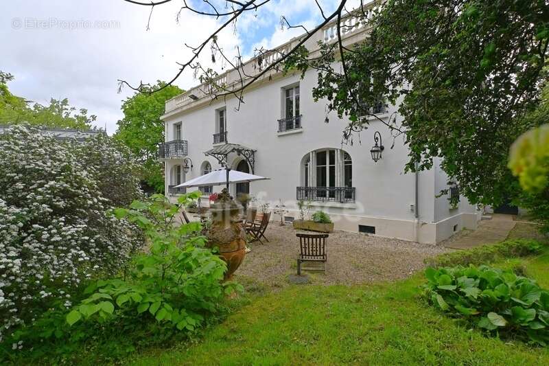 Maison à MAISONS-LAFFITTE