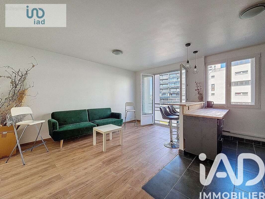 Photo 2 - Appartement à MONTROUGE