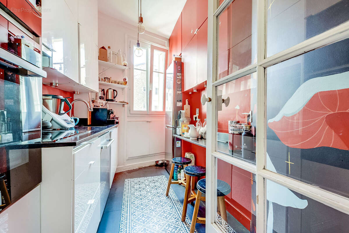 Appartement à PARIS-17E