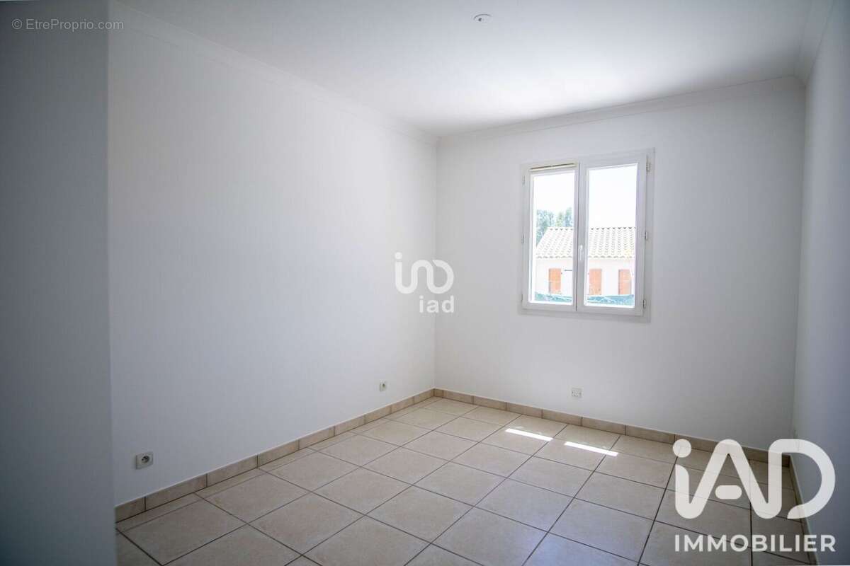 Photo 7 - Maison à ROQUEBRUNE-SUR-ARGENS