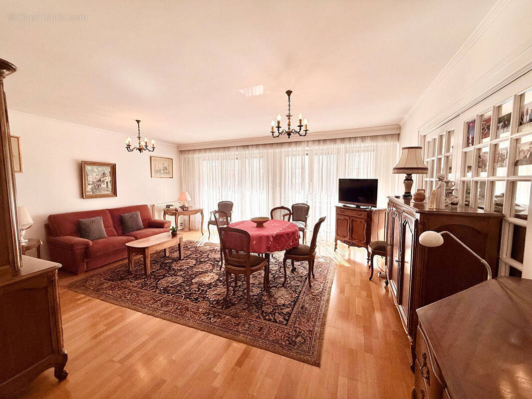 Appartement à AIX-LES-BAINS