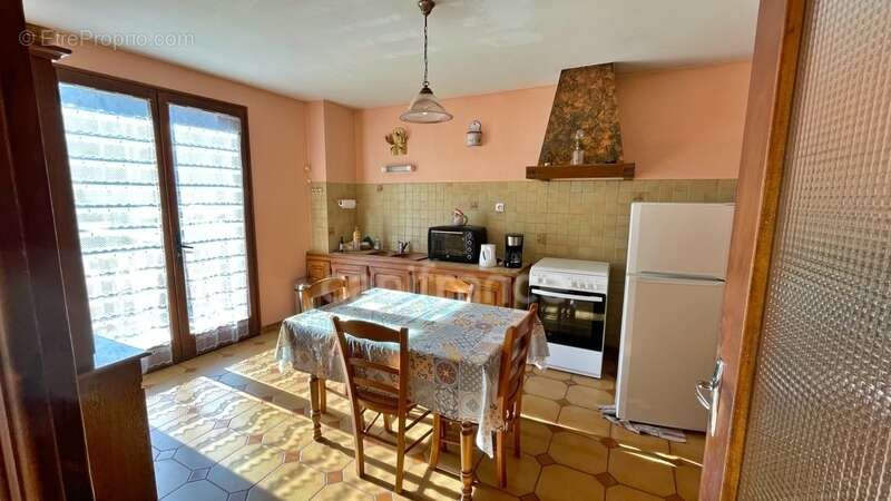 Maison à SAINT-ETIENNE-DE-CUINES