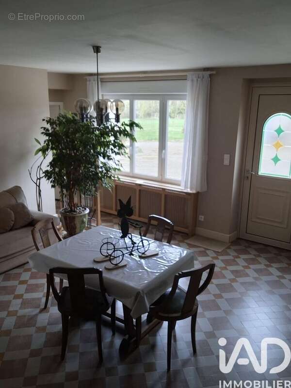 Maison 105 m² à Charny-Le-Bachot  - photo 5